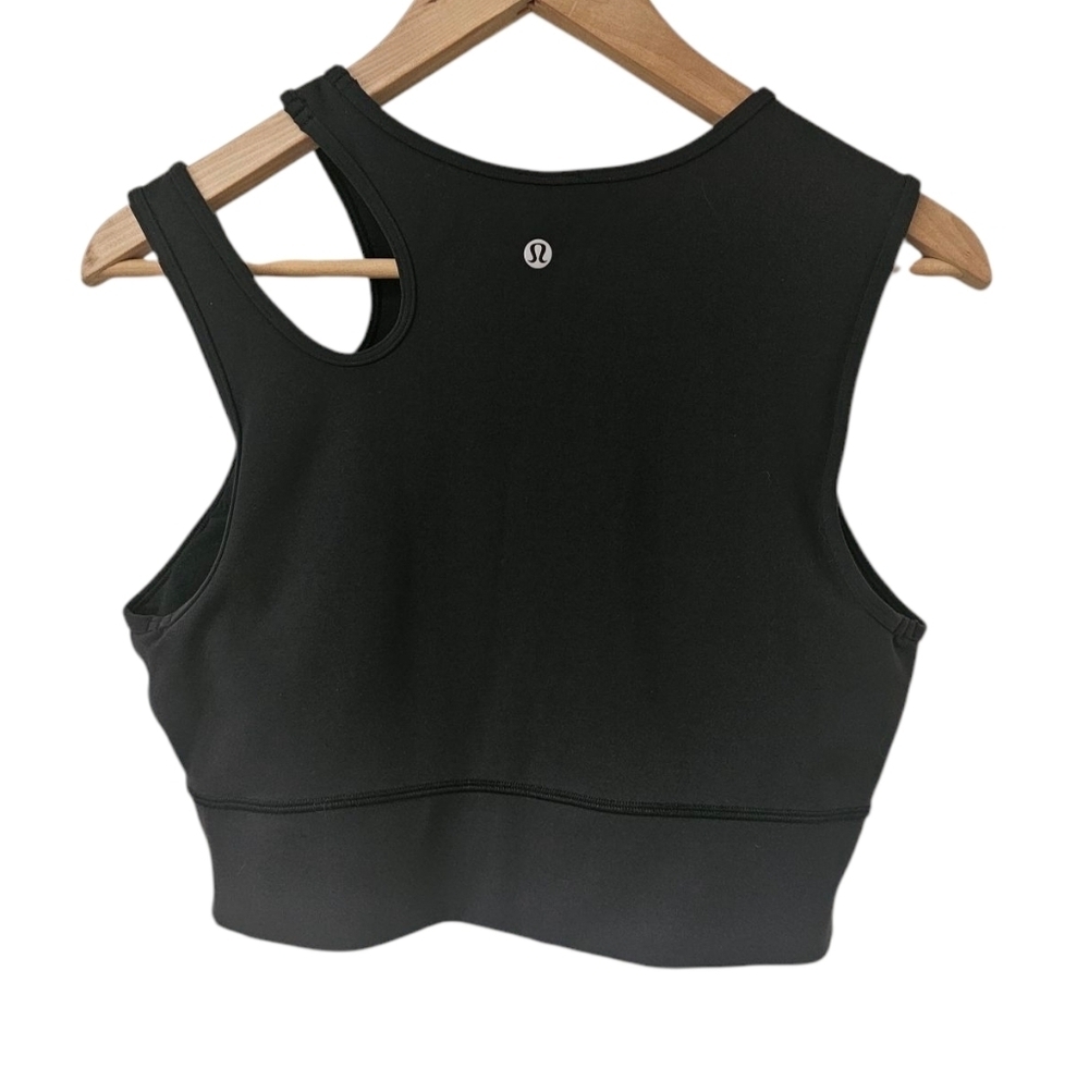 Lululemon Black Mastered Motion Cropped asymmetrical Top With The Built In Bra12 - Picture 4 of 7
